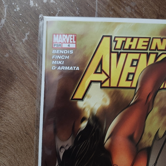 1996 Spider-Woman Black Widow Gear Figure With New Avengers #4 Comic - Picture 13 of 15